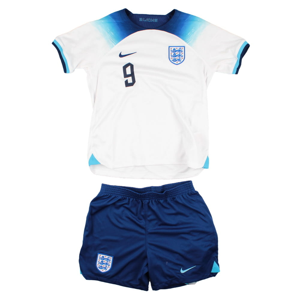 England 2022-2023 Home Mini Kit (XLB) #9 (Very Good)