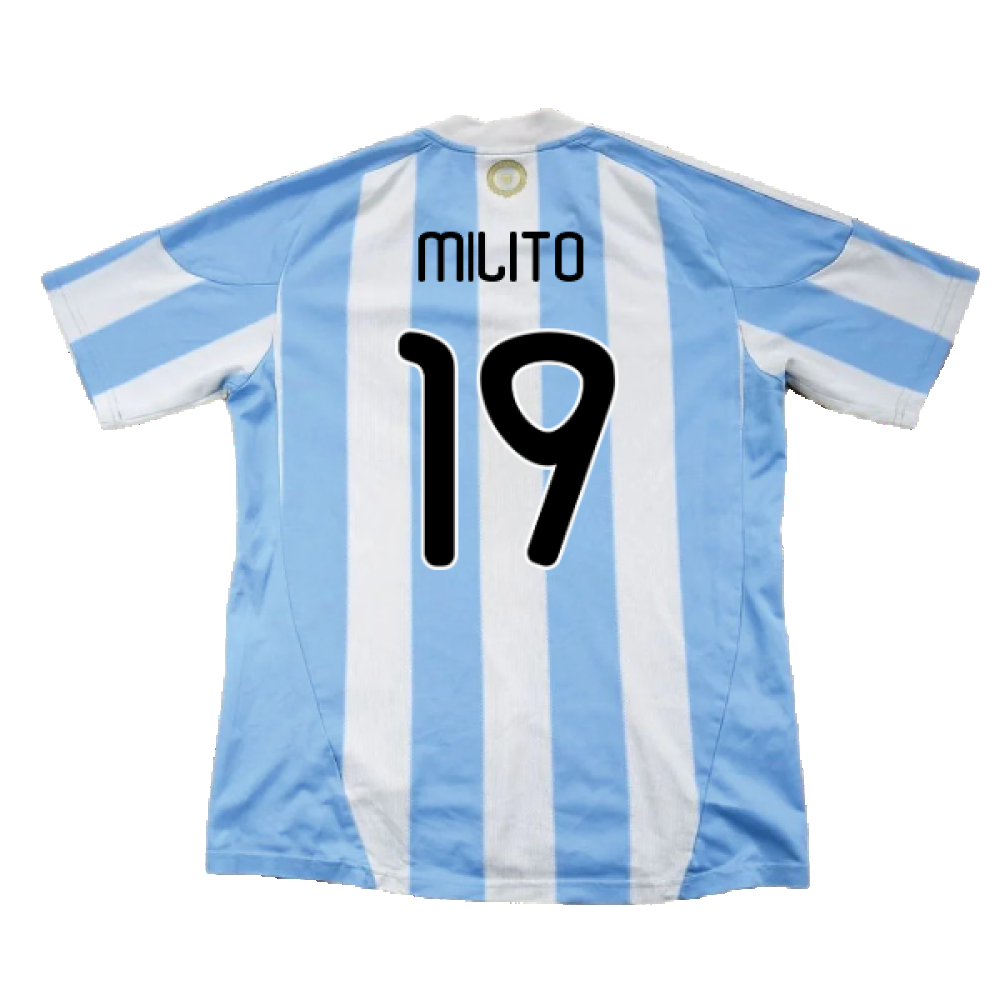 Argentina 2010-11 Home Shirt (Excellent) (Milito 19)