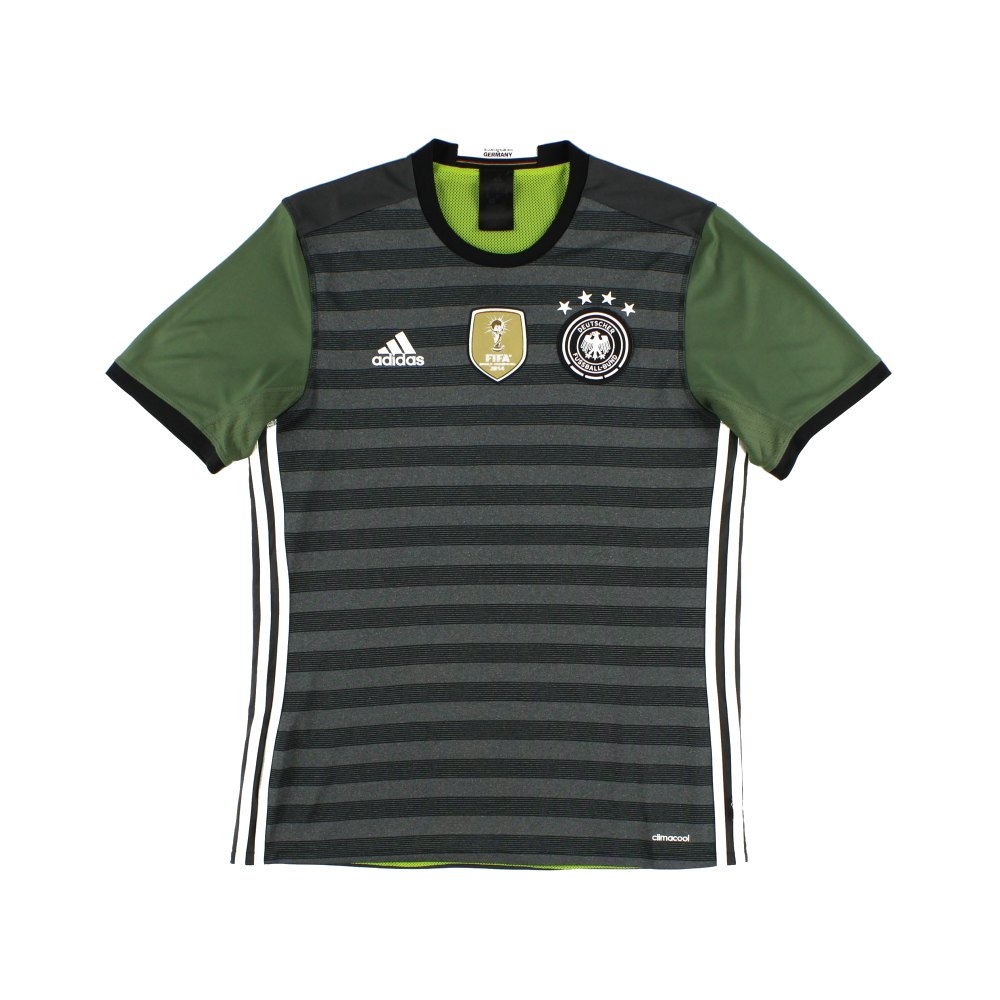 Germany 2016-17 Away Shirt (M) (Excellent) (Schweinsteiger 7)