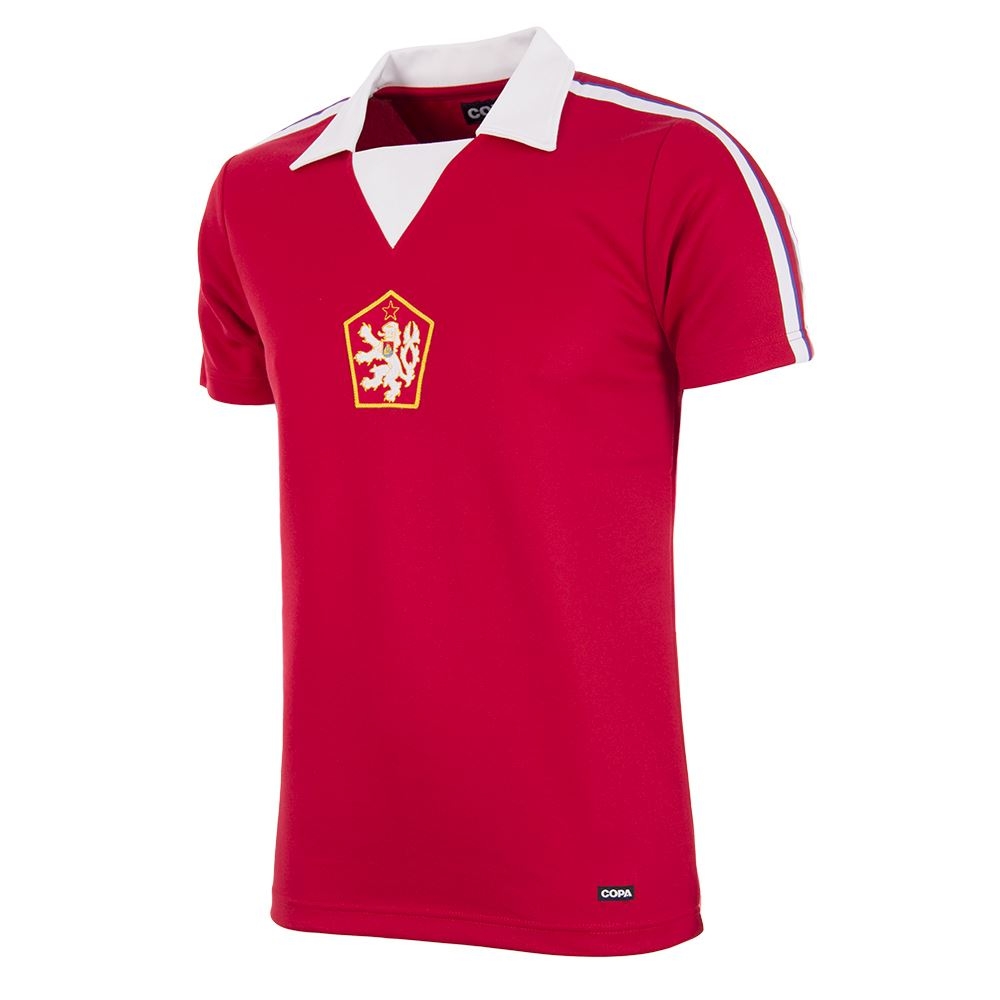 Czechoslovakia 1976 Retro Football Shirt (Pollak 9)