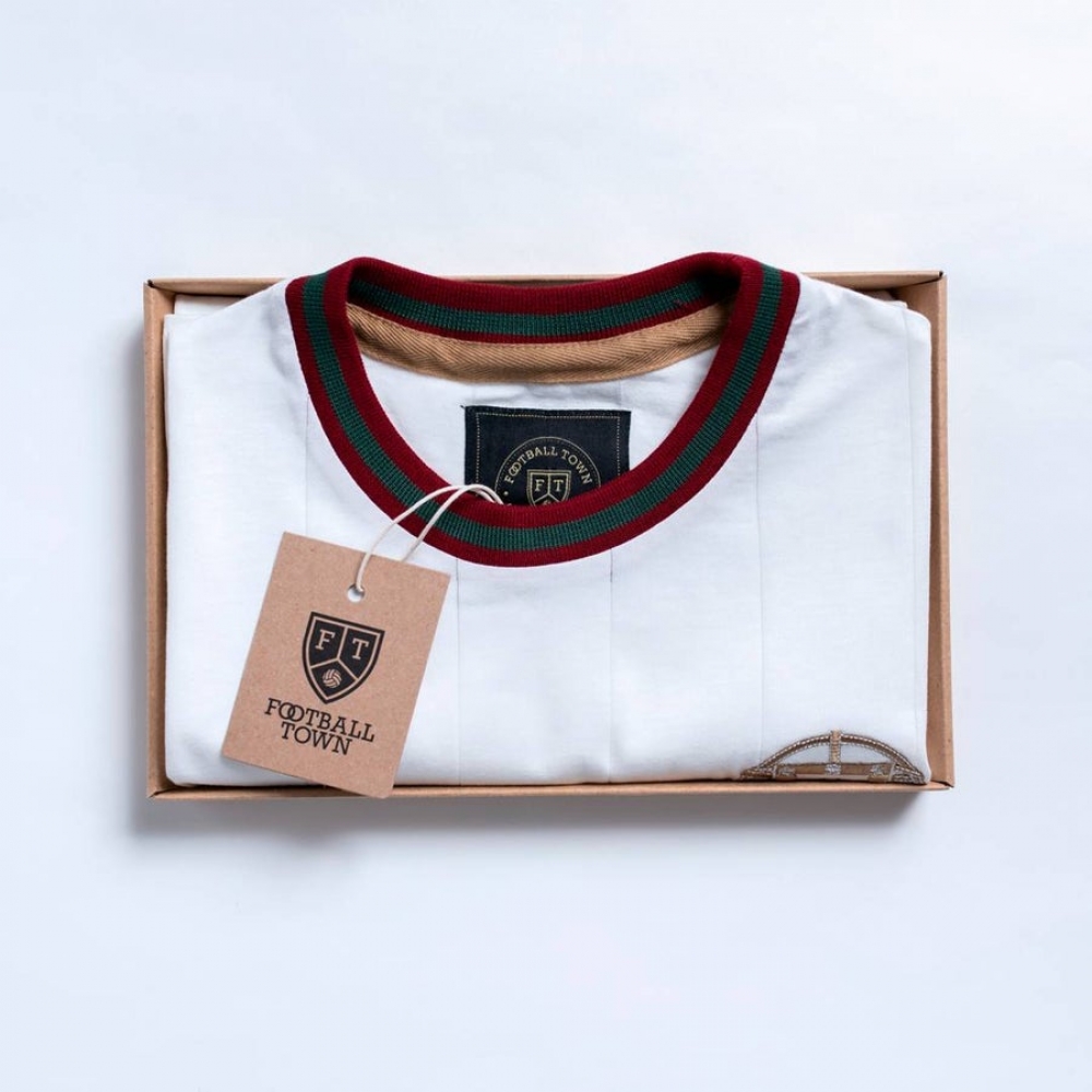 Vintage Portugal A Selecção White Soccer Jersey