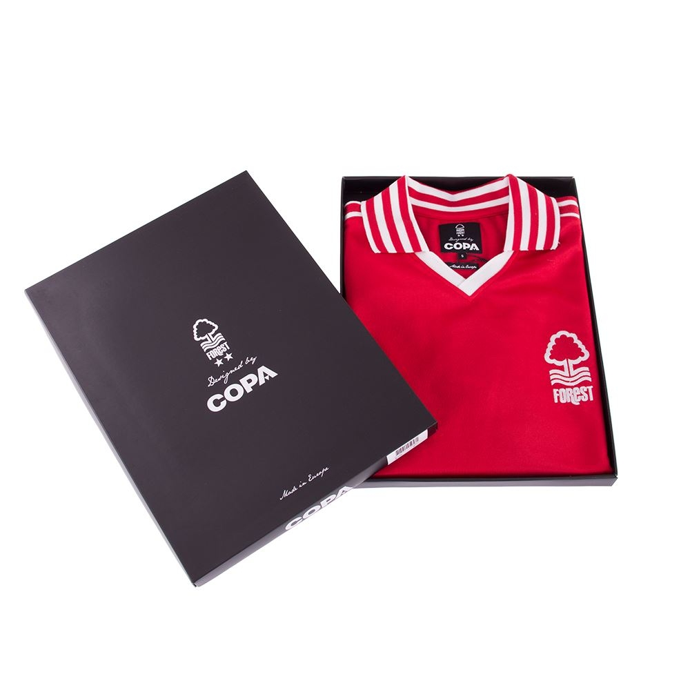 Nottingham Forest 1976-1977 Retro Football Shirt (Robertson 11)