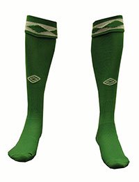 08-09 Ireland home socks