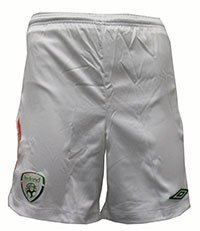 08-09 Ireland home shorts - Kids