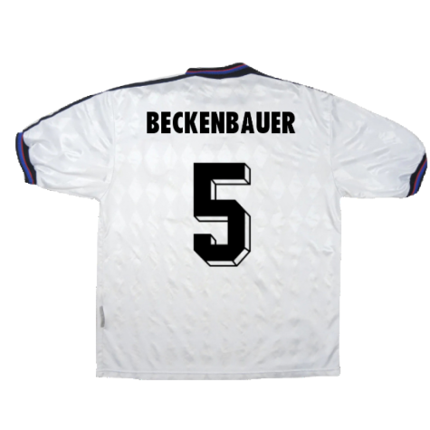 Bayern Munich 1996-98 Away Shirt (L) Strunz #8 (Fair) (Beckenbauer 5)