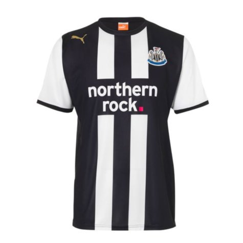 2011-2012 Newcastle Home Shirt (ROBERT 32)