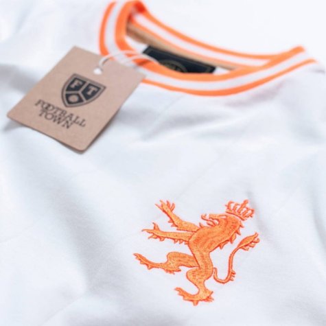 Vintage Holland De Leeuw White Soccer Jersey