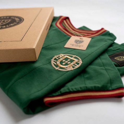 Vintage Portugal A Selecção Away Soccer Jersey