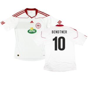 2010-2011 Denmark Away Shirt (Bendtner 10)