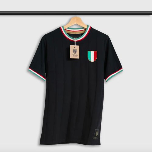 Italy Gli Azzurri Retro Football Shirt (Black)